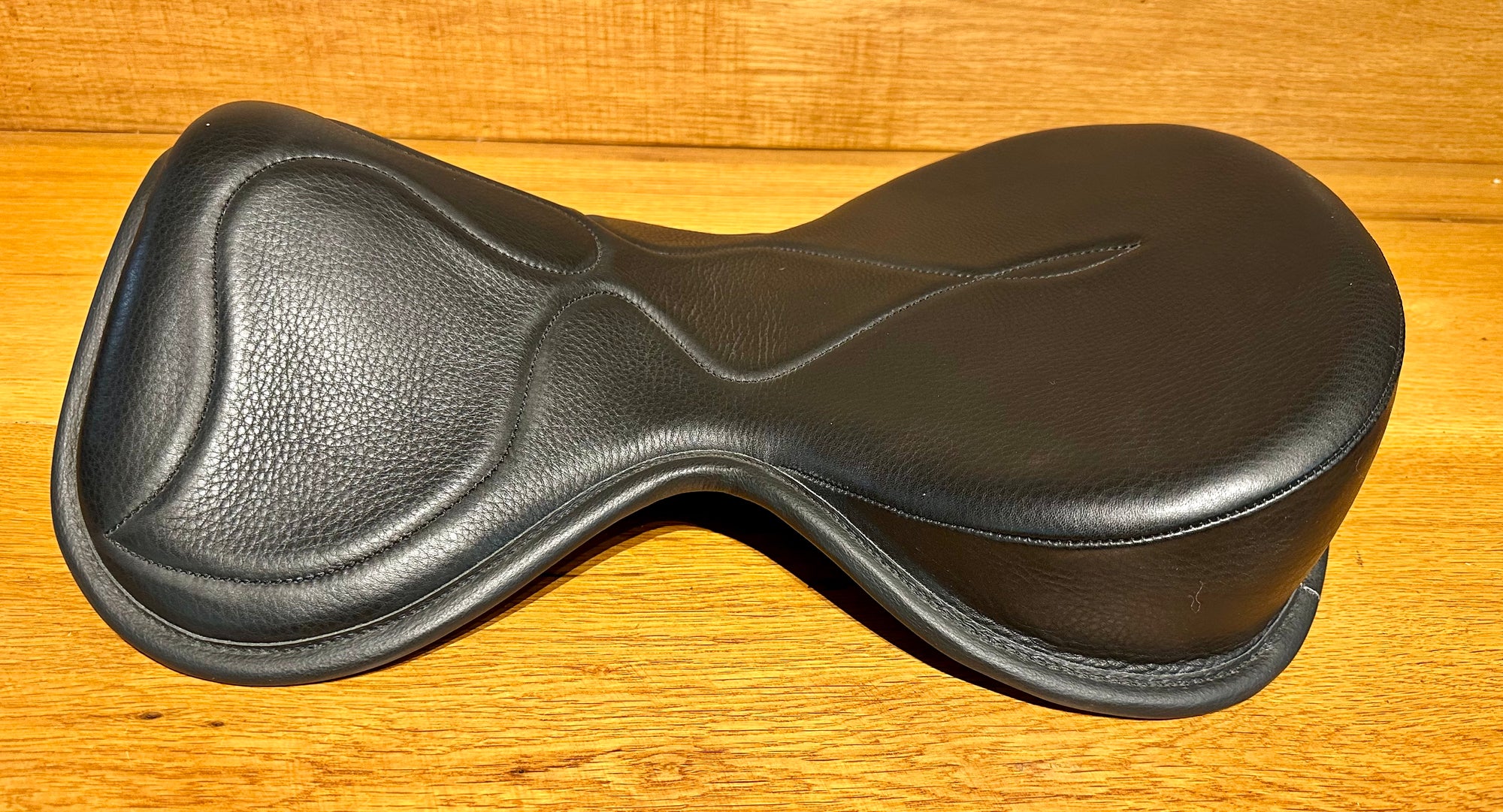 Sale - Freeform Dressage Seat 17"